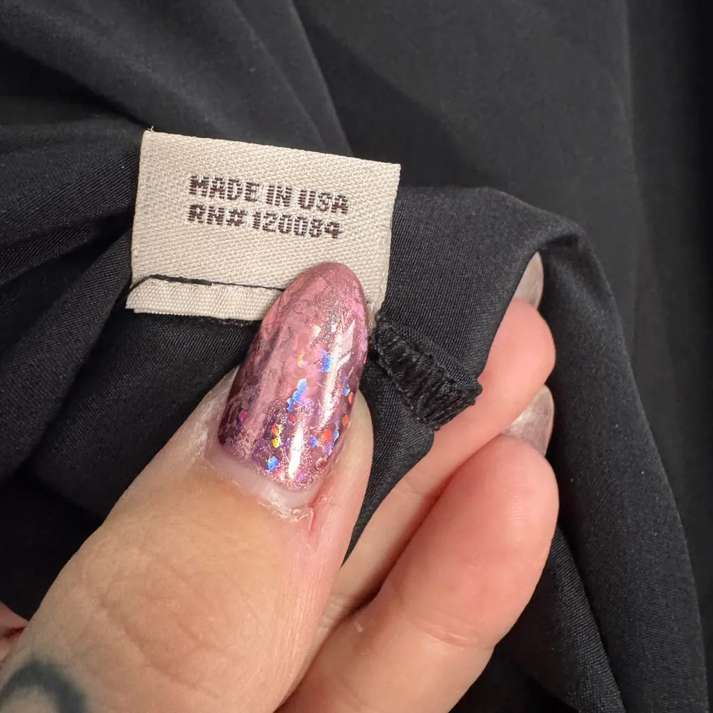 Tucker Silk Black Button - Image 6