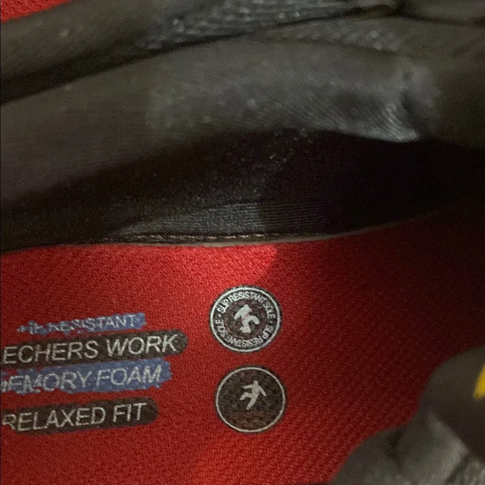 Skechers Black Athletic Shoes Sz 9 - Image 3