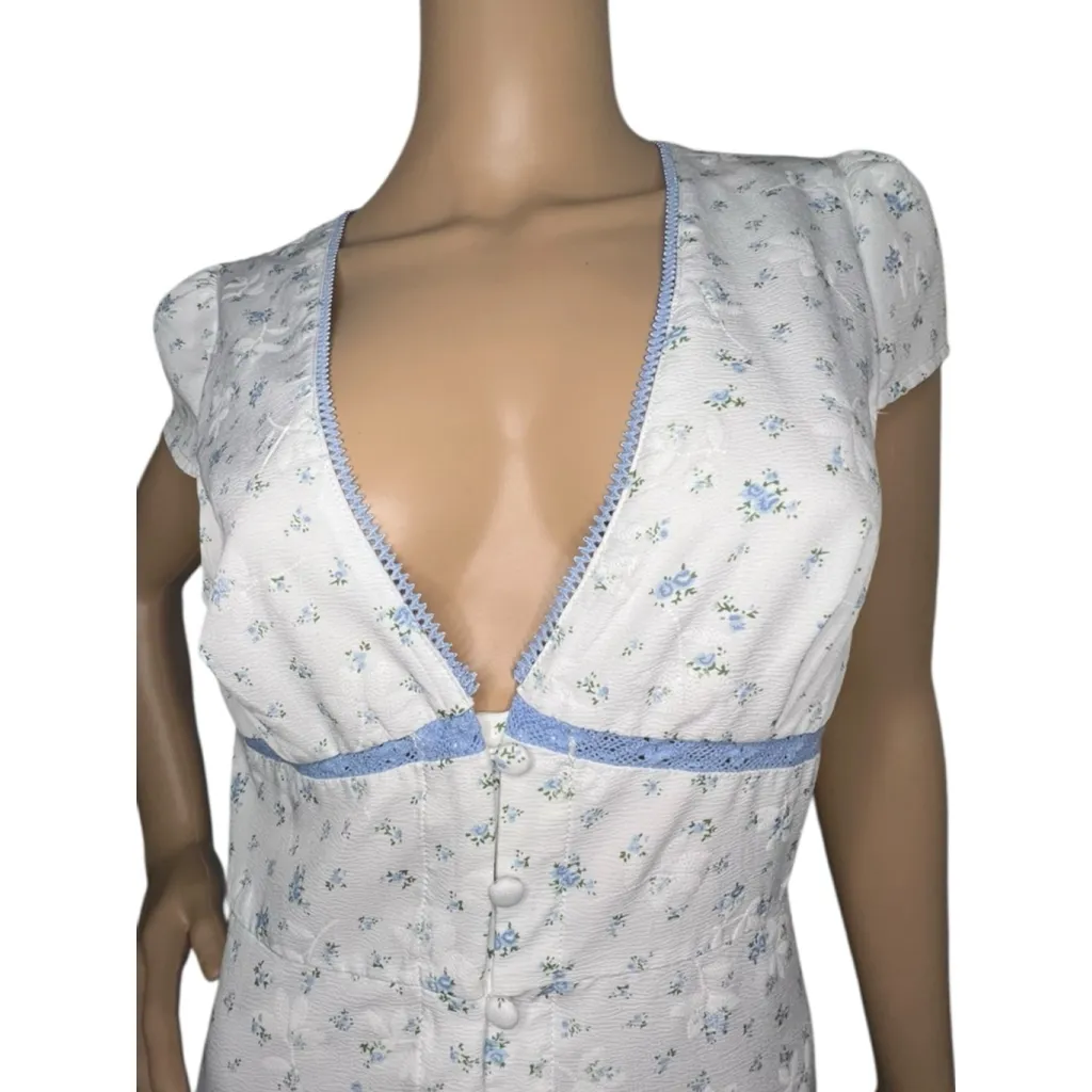 Cider Cottagecore Floral Pattern Button Up Short Sleeve V-Neck Dress - Image 3