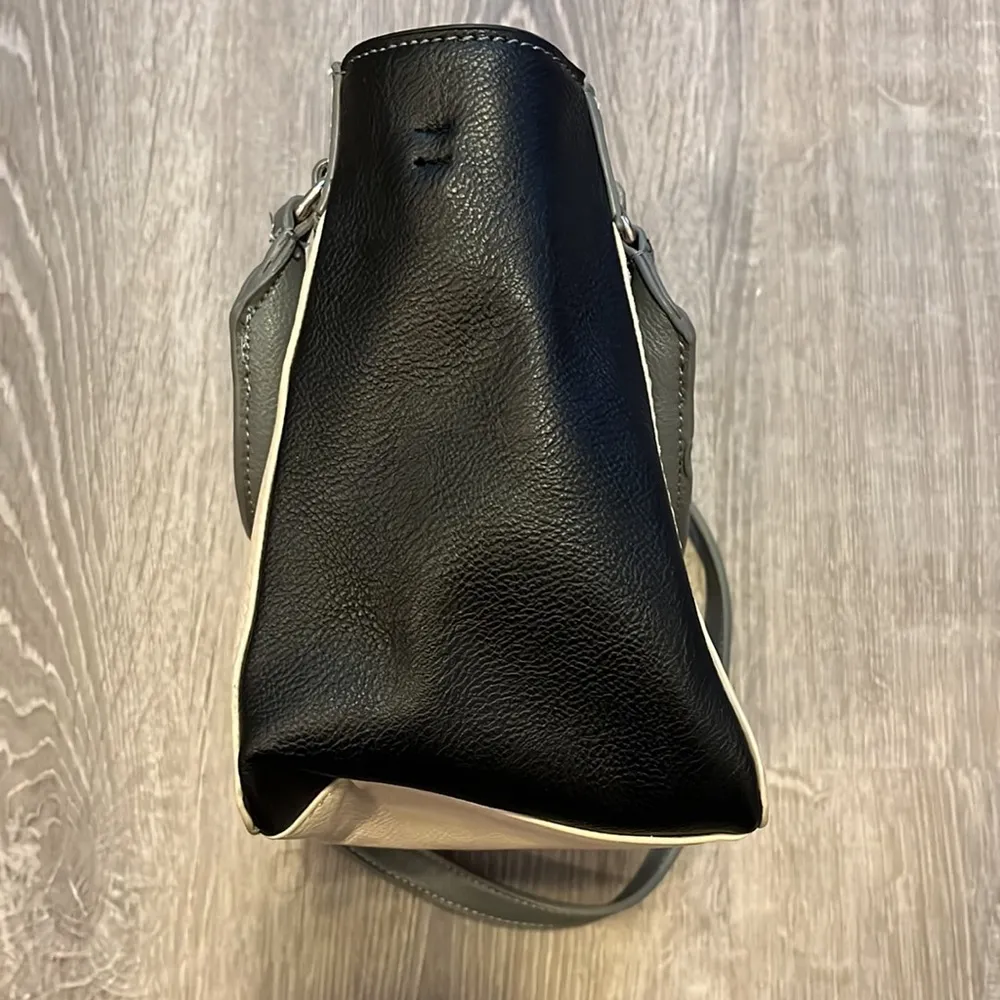NWOT Nine West Purse - Image 6