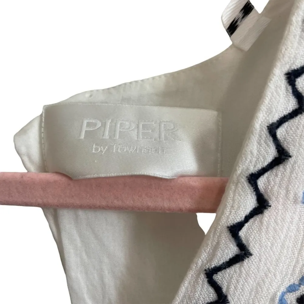 Piper  White Embroidered Dress - Image 9