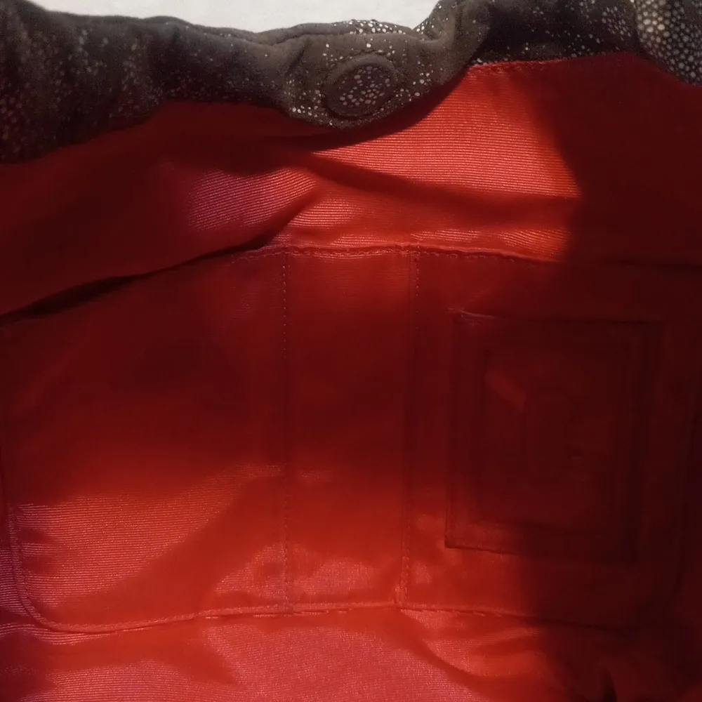 Hobo International Brown & Cream Stingray Print Glazed Leather Shoulder Handbag - Image 15