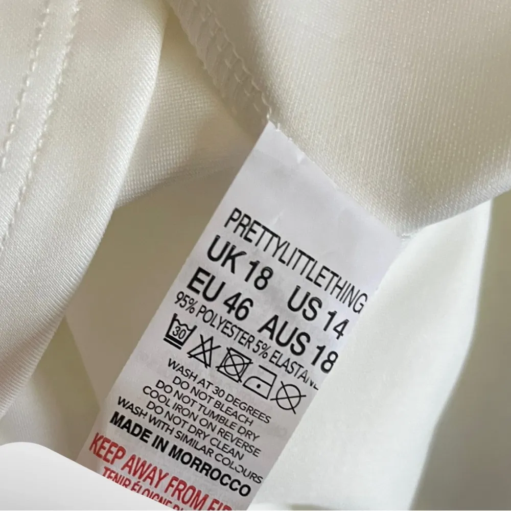 PRETTY LITTLE‎ THING Women's Plus Size White Bardot Peplum Top Size 14 | NWT - Image 9