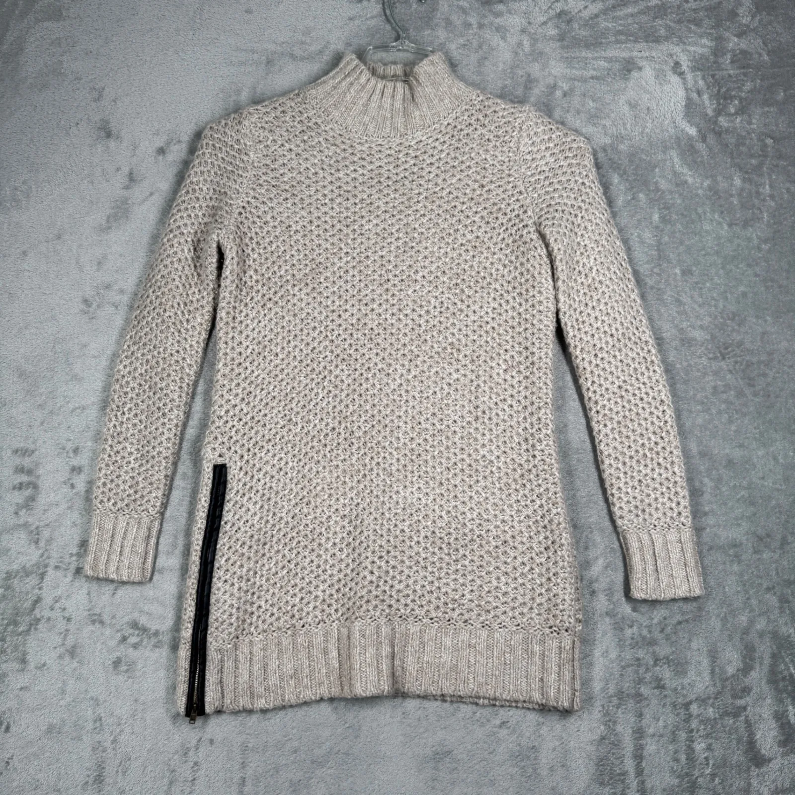 Banana Republic‎ Sweater Womens S Tan Chunky Knit Mock Neck Zip Hem Cozy Neutral - Image 2