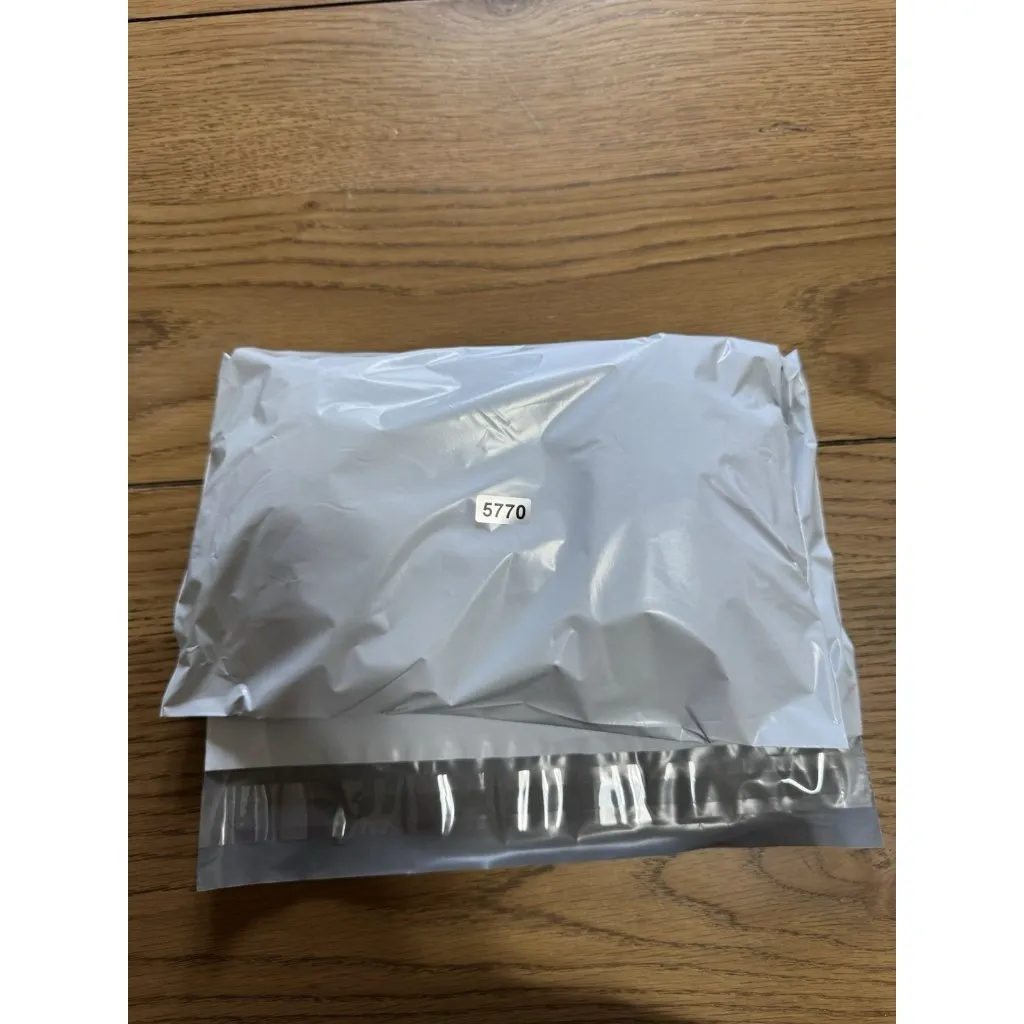 LuLaRoe WomenT Shirt Size Medium Floral‎ Short Sleeve Hi Low Stretch Fall Lounge - Image 8