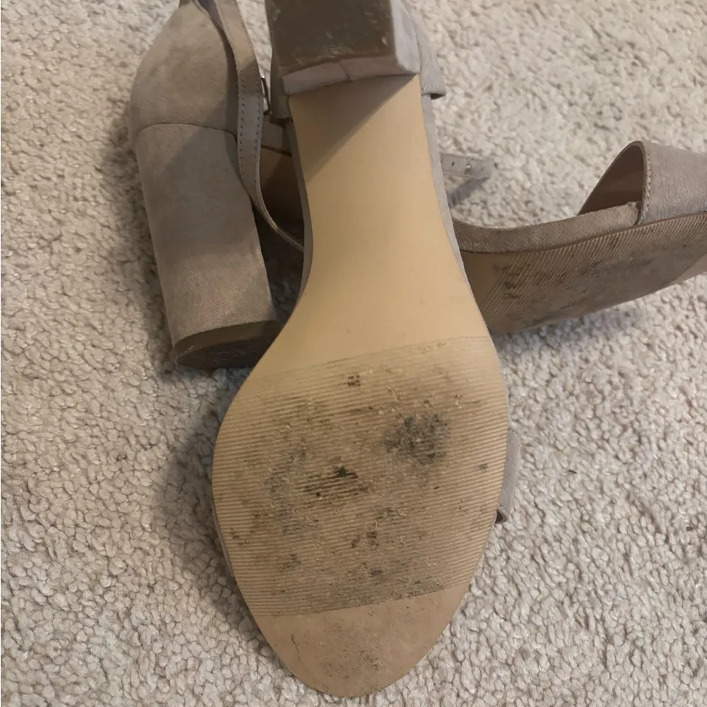 Madden Girl Tan Heels Elegant Suede Straps - Image 3