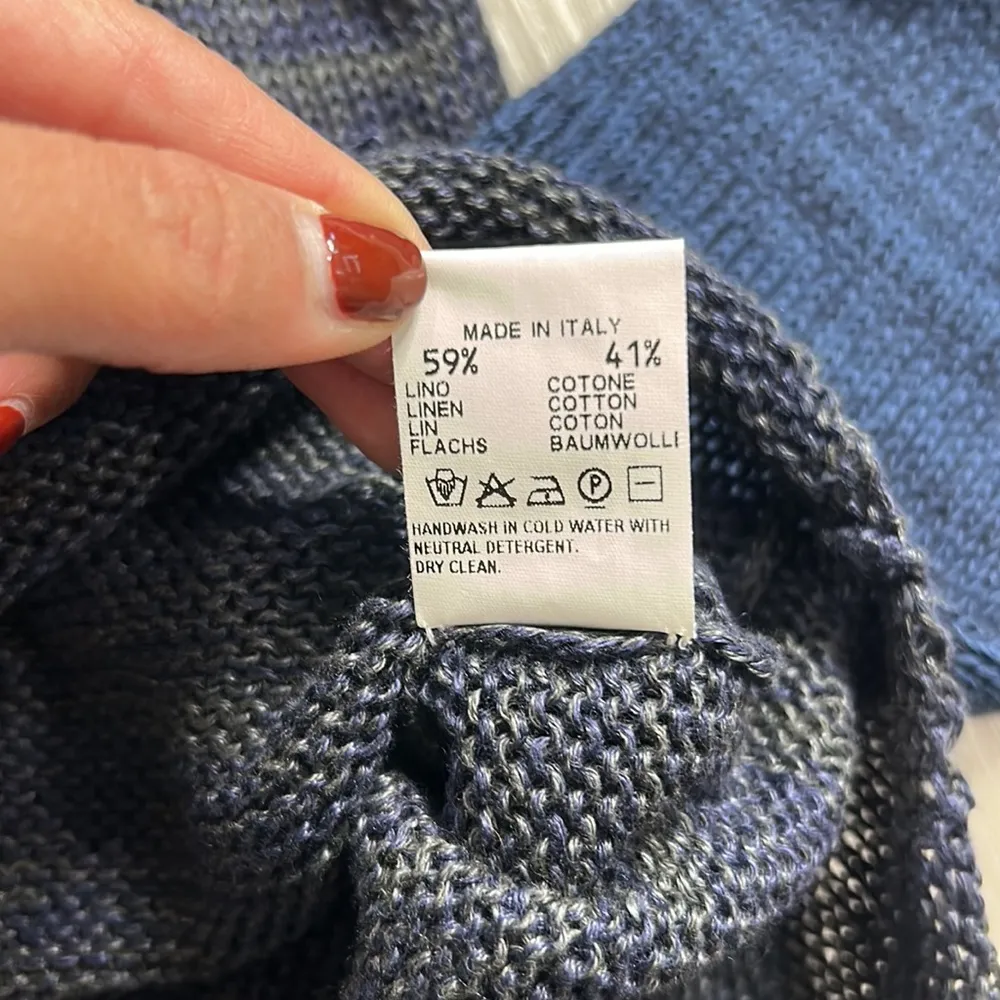 Emporio Armani • long sleeve vneck sweater linen/cotton - Image 9
