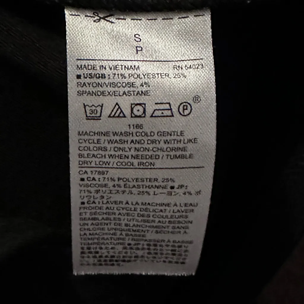 Banana Republic Black Women's Blazer - Image 5