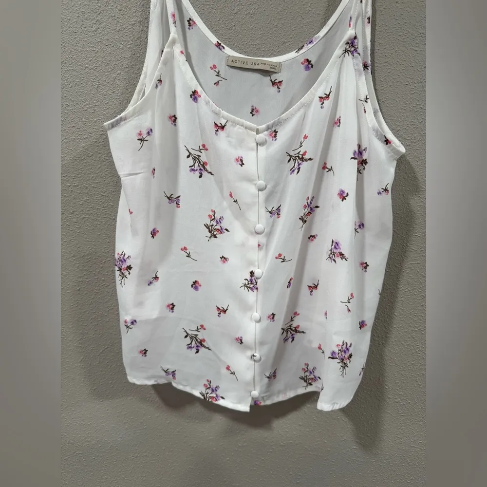 Active USA 🔴 Floral Button Up Tank - Image 3