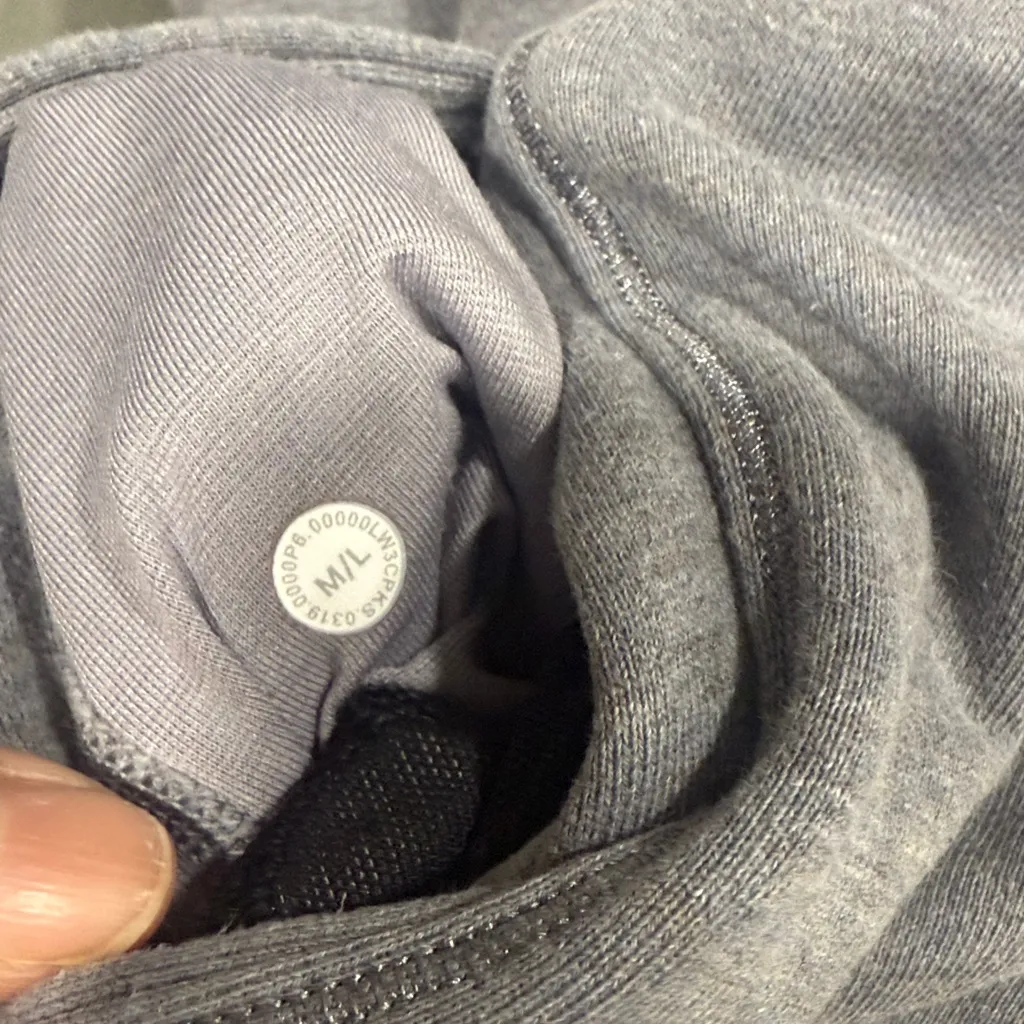 lululemon athletica Charcoal Sweatshirt Gray Broken Beats Hoodie M/L - Image 6