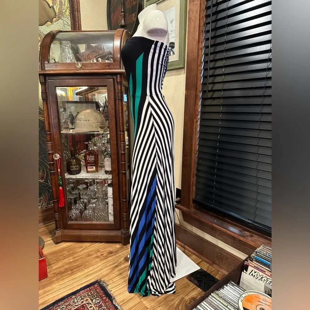 EUC REMAIN BEAUTIFUL MULTICOLOR STRIPE & SOLID GEOMETRICS STRAPLESS MAXI DRESS Blue Size XS - Image 3