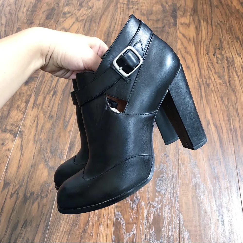 No. 704b • Anthro Erika ankle boots black leather booties shooties heeled - Image 8