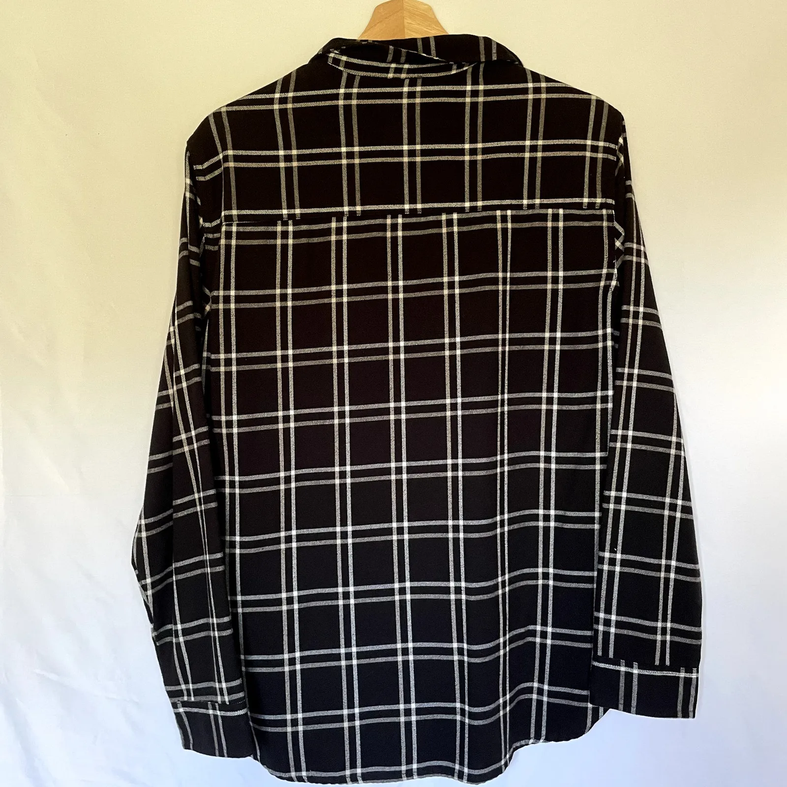 Jachs boyfriend black white checkered button down shirt pockets women's M - Image 9