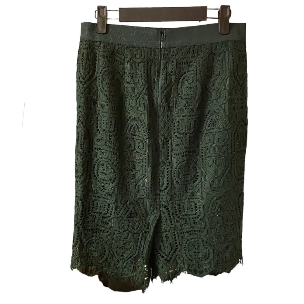 ANN TAYLOR FOREST GREEN LACE SKIRT - Image 2