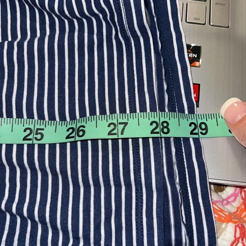 MAX STUDIO LONDON XS women hi low t-shirt with M short sleeve navy white striped - Image 6