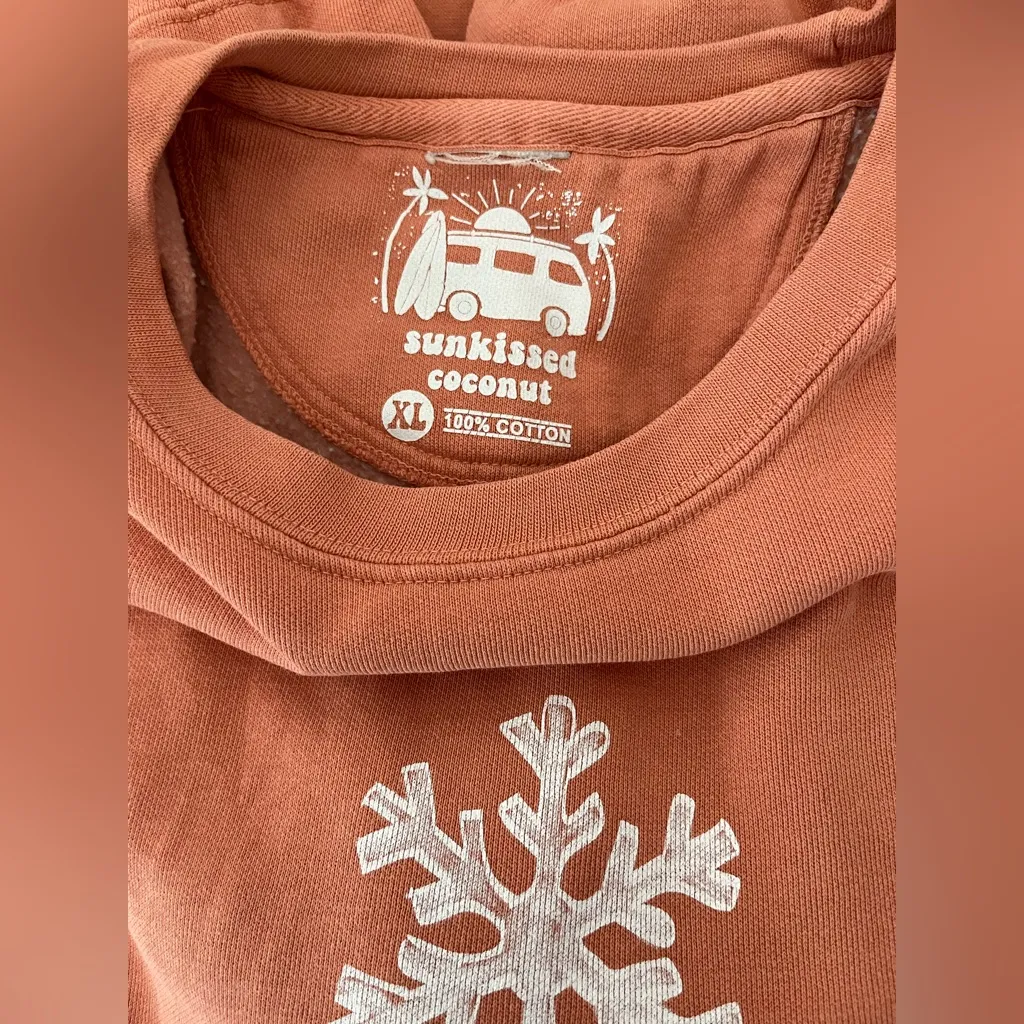 Sunkissed Coconut Rust Orange Snowflake Sweatshirt White Size XL - Image 3