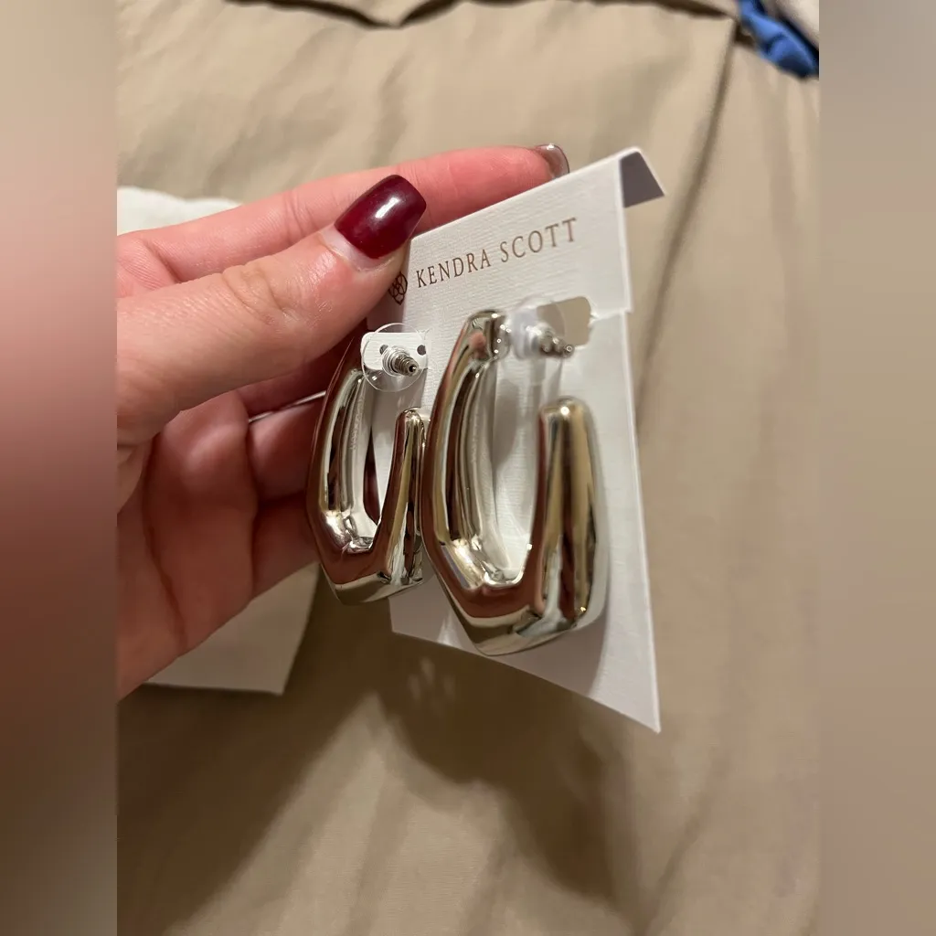 NWT Kendra Scott Ring/Earring Kaia Set - Image 5