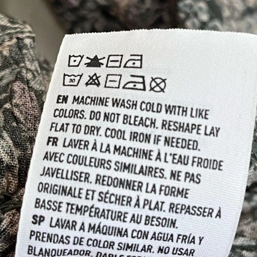 American Eagle Smocked Floral Cropped V-Neck Blouse Long Sleeve Size Small S - Image 7