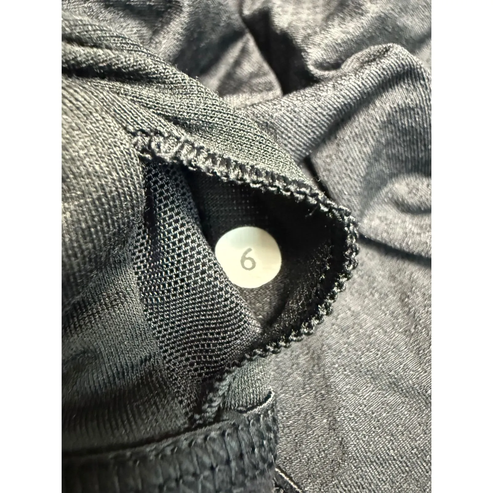 Lululemon Athletica Black Workout  Tank Top Athletic Exercise Activewear‎ - Image 7