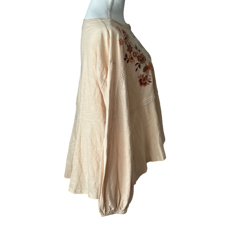 coco + jaimeson embroidered floral cream/pink longsleeve peplum blouse NWT - Image 3