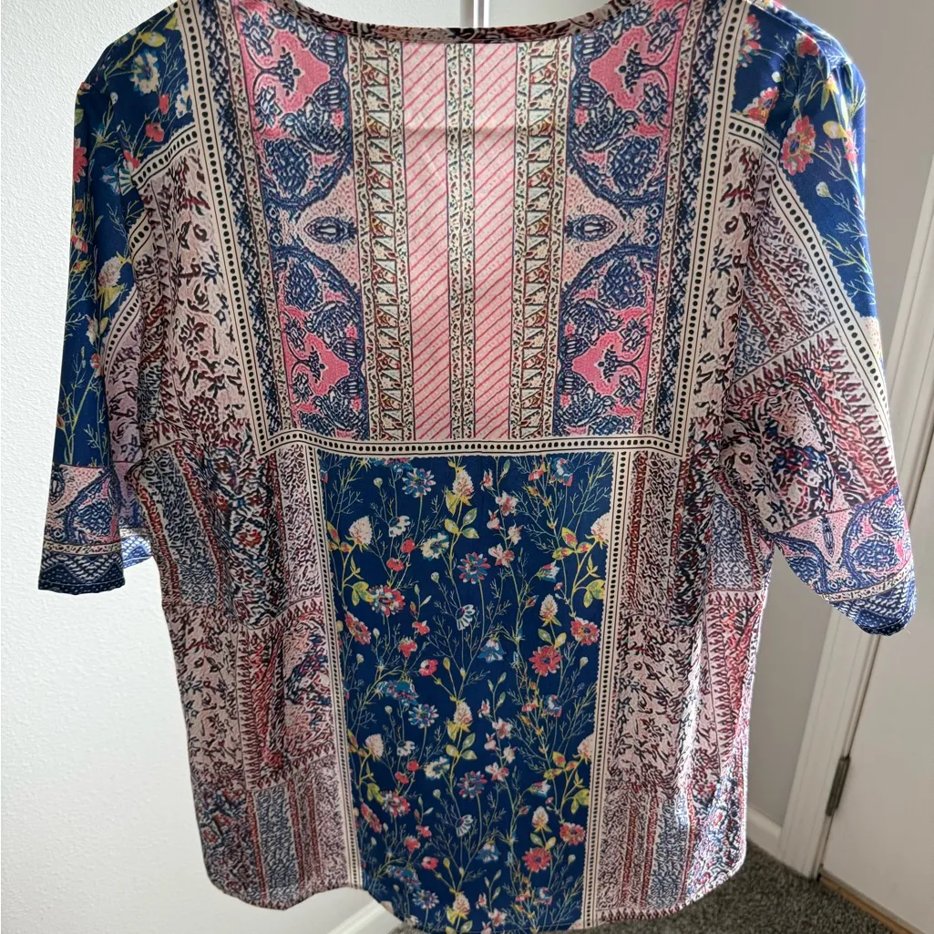 SHEIN Multicolor Patchwork V-Neck Blouse - Image 3