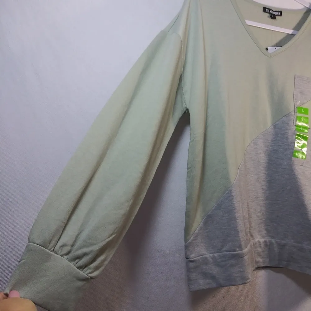 Steve Madden Desert Sage Soft Sweatshirt Size L - Image 4