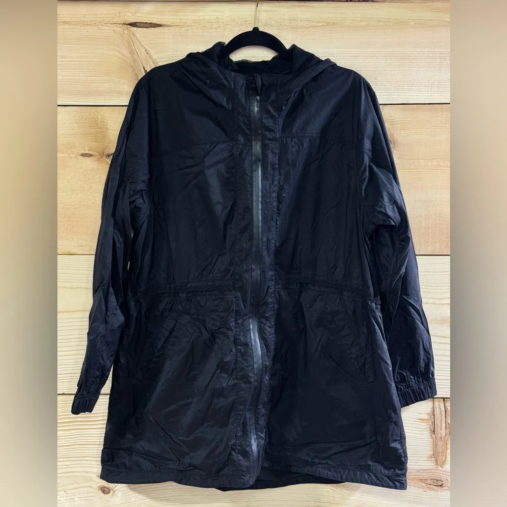 Lululemon  Windbreaker Jacket - Image 2