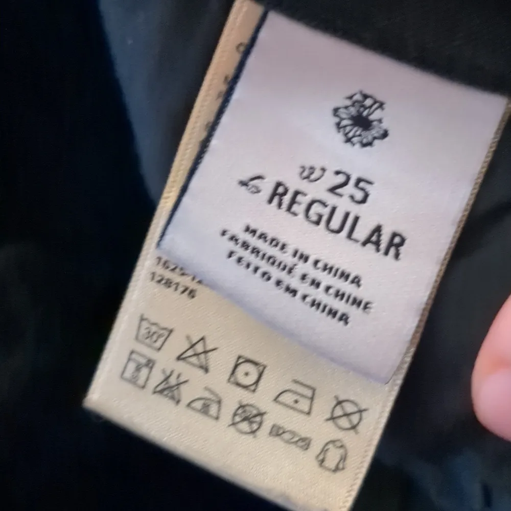 Maison scotch deja voodoo black jeans size 25 - Image 5