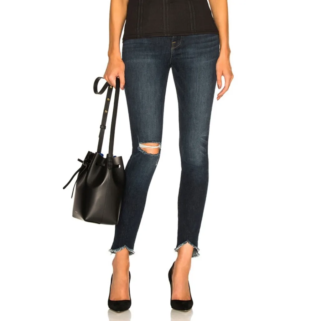 Frame Denim Le High Skinny Revolve $235 Blue Heren size 29 Distressed - Image 16