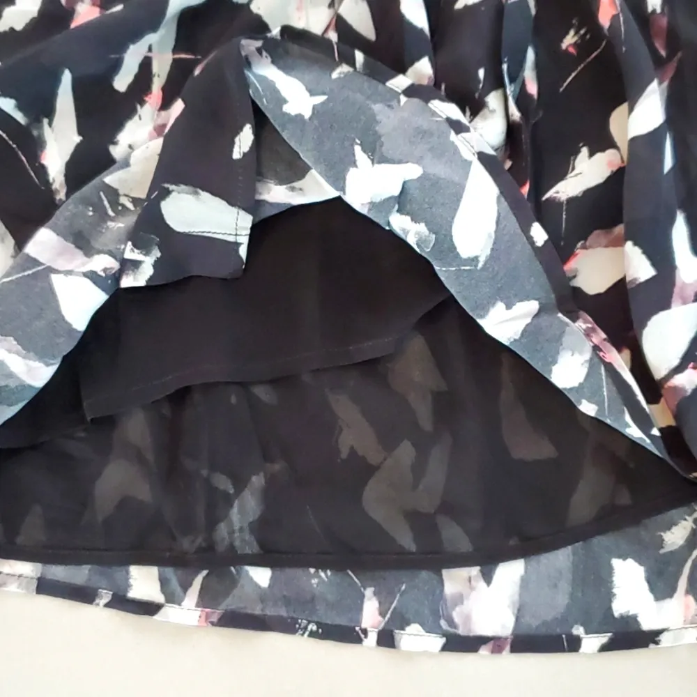 IRO Ciara Skirt in Black & Ecru - Image 5