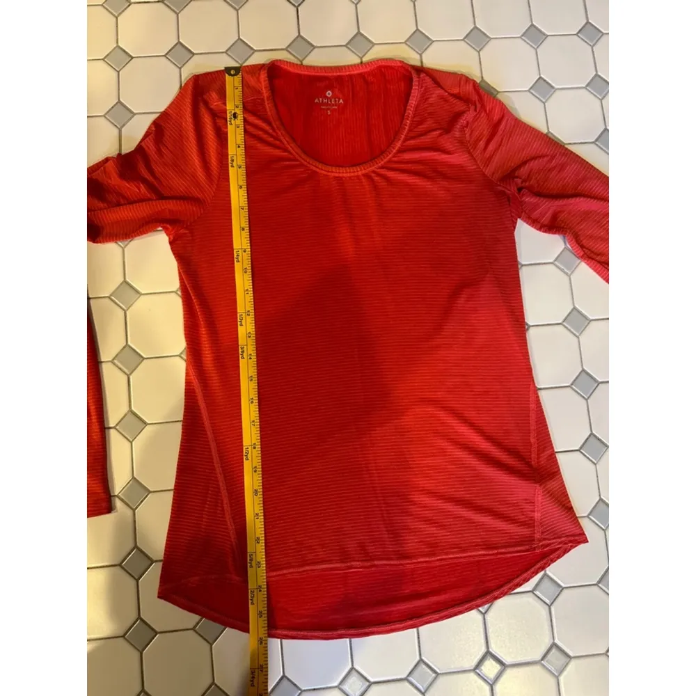 Athleta Small Orange Red Striped Long Sleeved Workout Shirt - Image 12