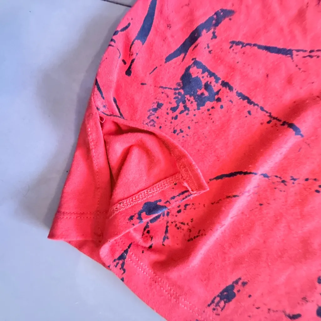 Women's Coral Graphic Top Pink Size XL - Image 6