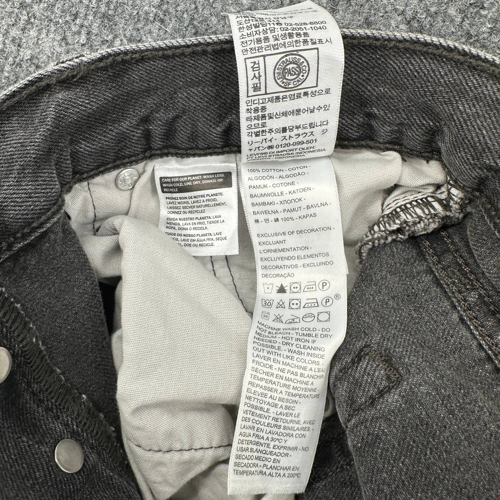 Levis' 501 Black Jeans Button Fly Raw Hem Black Denim W28 L26 Distressed - Image 8