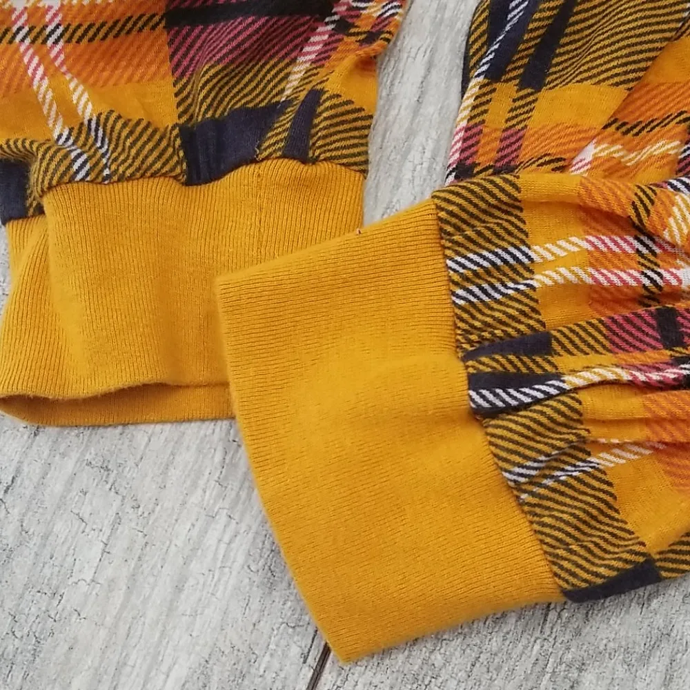 Urban outfitters cropped plaid shirt sz l - Image 6