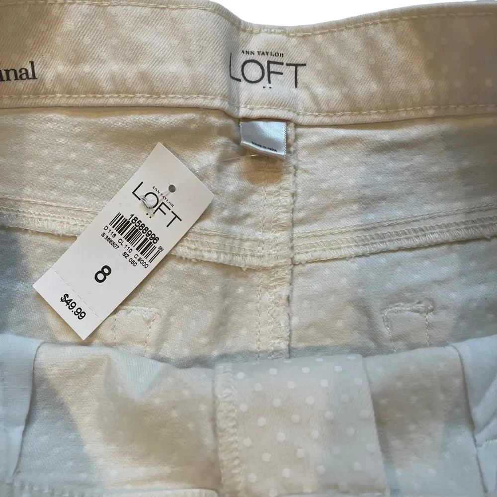 NWT, Ann Taylor Loft Factory Original Cuffed Straight White Jean Short, Sz 8 - Image 9