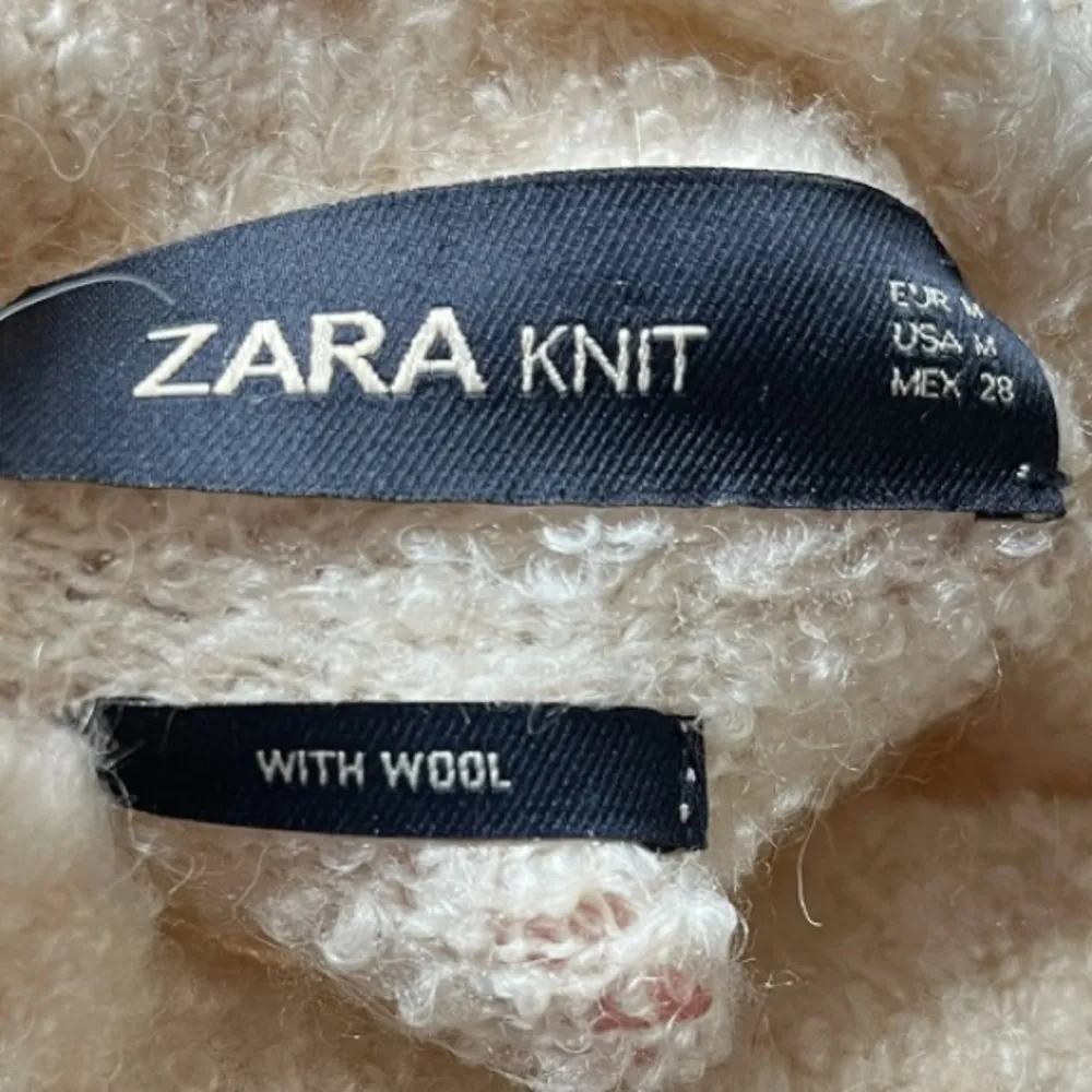 Zara wool blend turtleneck Colorblock sweater size m - Image 10