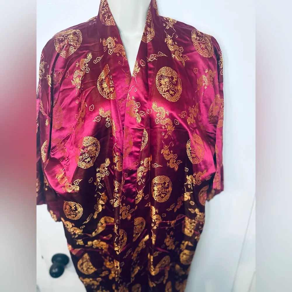 VIntage 80”s Golden Dragon Silk Fashion Embroidered Kimono Robe Ladies Sz Large Red - Image 2