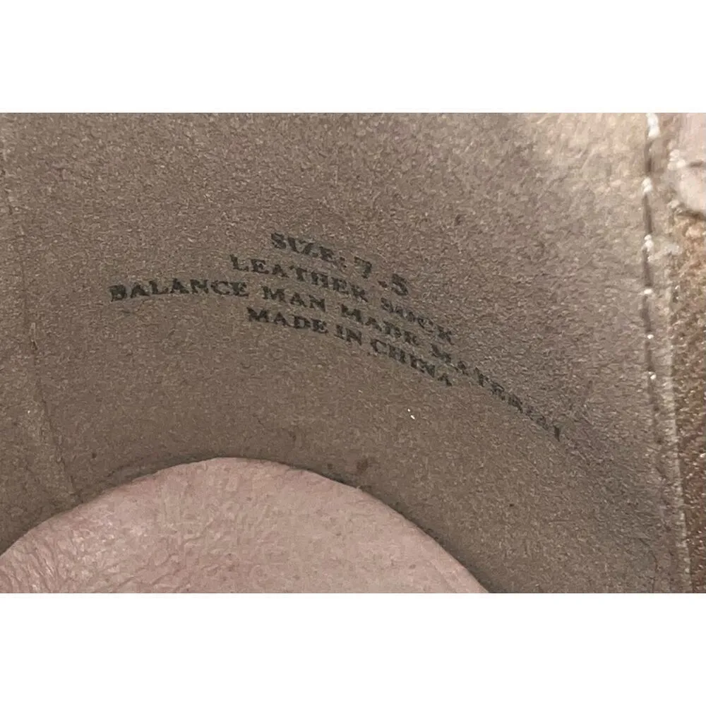 Women’s Neutral Cream Beige Bootie Heel Boots Size 7.5 - Image 7