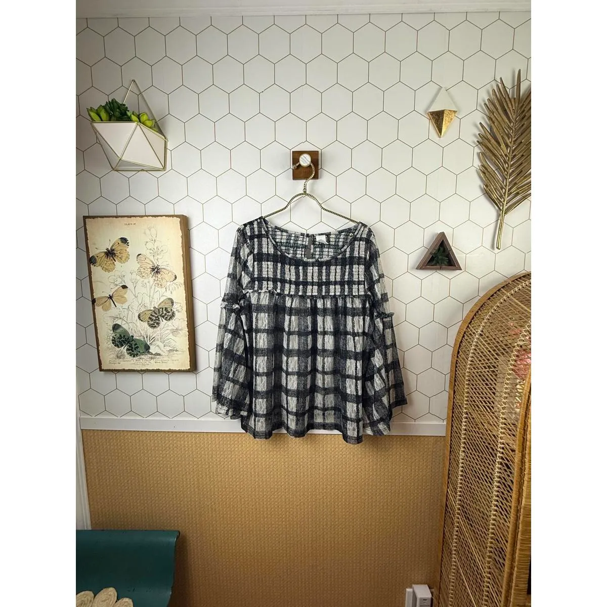 Akemi + Kin by Anthropologie Black Patrizia Sheer Lace Plaid Top - Size - Large - Image 3