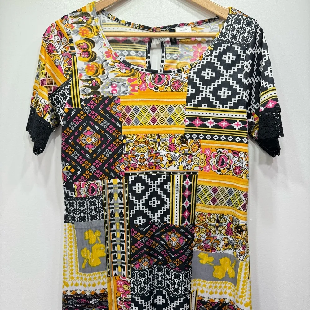 Manhattan Blues Patchwork Boho Print Lace Trim Short Sleeve Dress Size Medium - Image 9