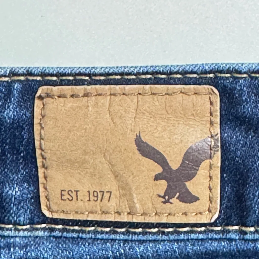 American Eagle Outfitters Medium Wash Super Stretch Hi-Rise Jeggings - Size: 2 - Image 3