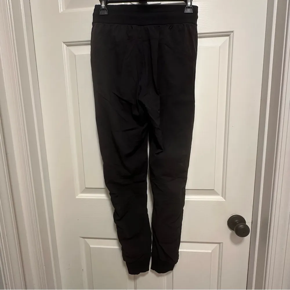 Lululemon Beyond the Studio Jogger Black Size 4 - Image 6