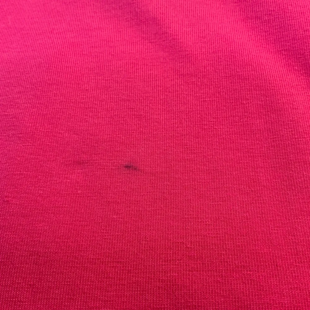 Roku Pink Graphic T - Image 7