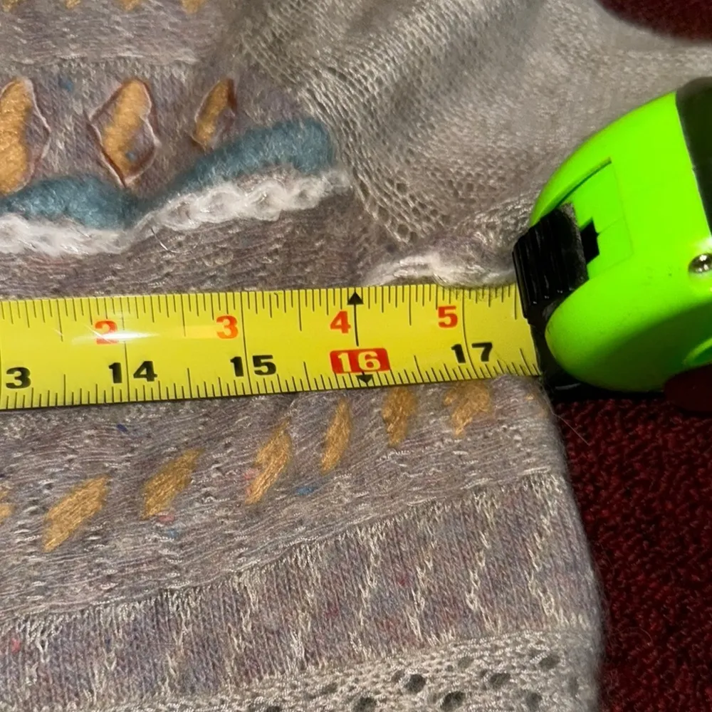 Free People Gray V-Neck Sweater with Relaxed Fit and Geometric Design USE SMALL - Image 7