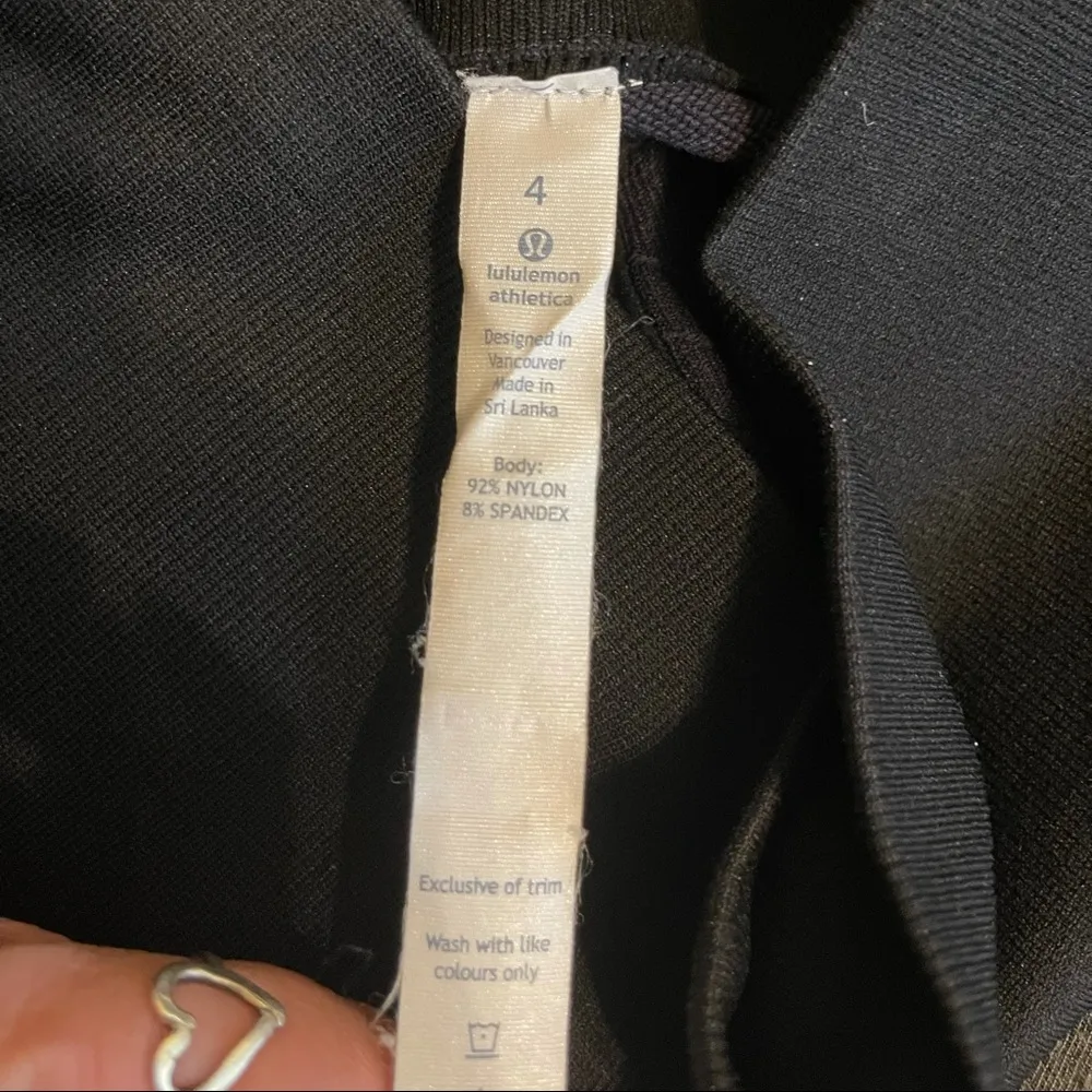 Lululemon Ebb To Street Pant Chevron Print Size 4 - Image 11