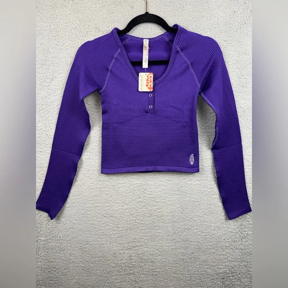 FP Movement by Free People Top Bail Out Womens XS/S Layer Henley Crop Top NEW - Image 6