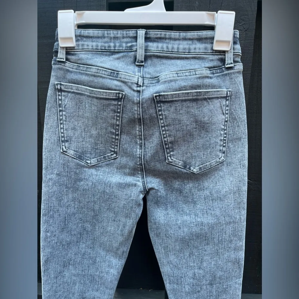 Pistola Women's Aline High Rise Skinny Jeans NWOT Light Grey Size 26 - Image 5