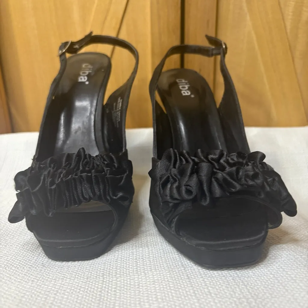 Diba Black Ruffle Slingback Heels Size 8.5 - Image 2