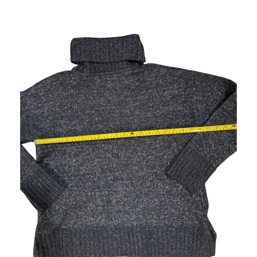 Banana Republic Women's Gray Turtleneck Sweater Size S Long Sleeve - Image 2