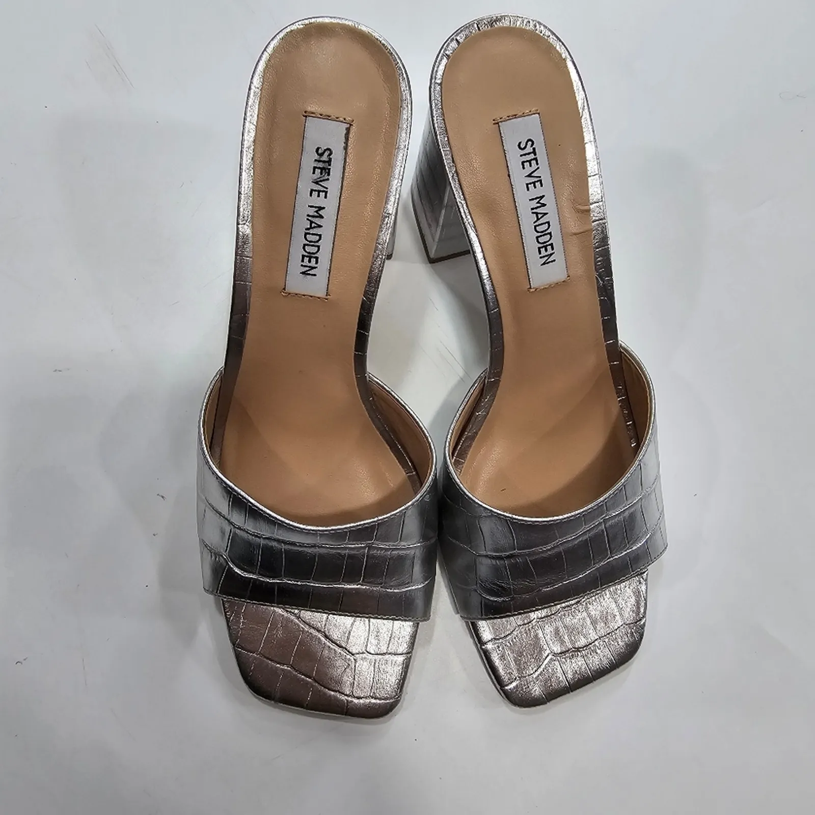 Steve Madden Alaya Sandal in Silver Croco Size 8 - Image 4